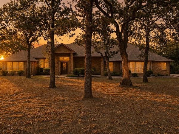 834 Cougar Road, Lipan, TX 76462