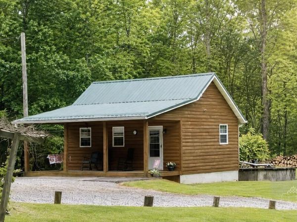 88 Angus Rd., Anawalt, WV 24808