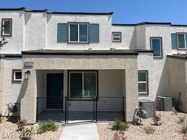 3513 Golden Chariot Avenue , Las Vegas, NV 89106
