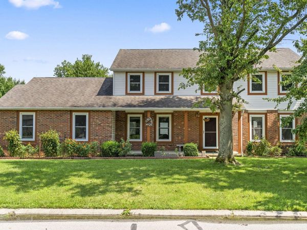 410 White Path Street, Pataskala, OH 43062