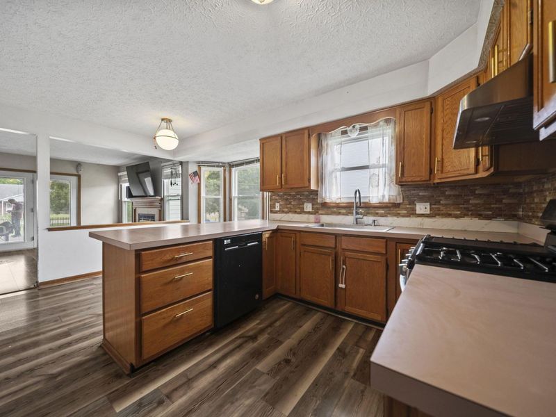 410 White Path Street, Pataskala, OH 43062 Photo 7