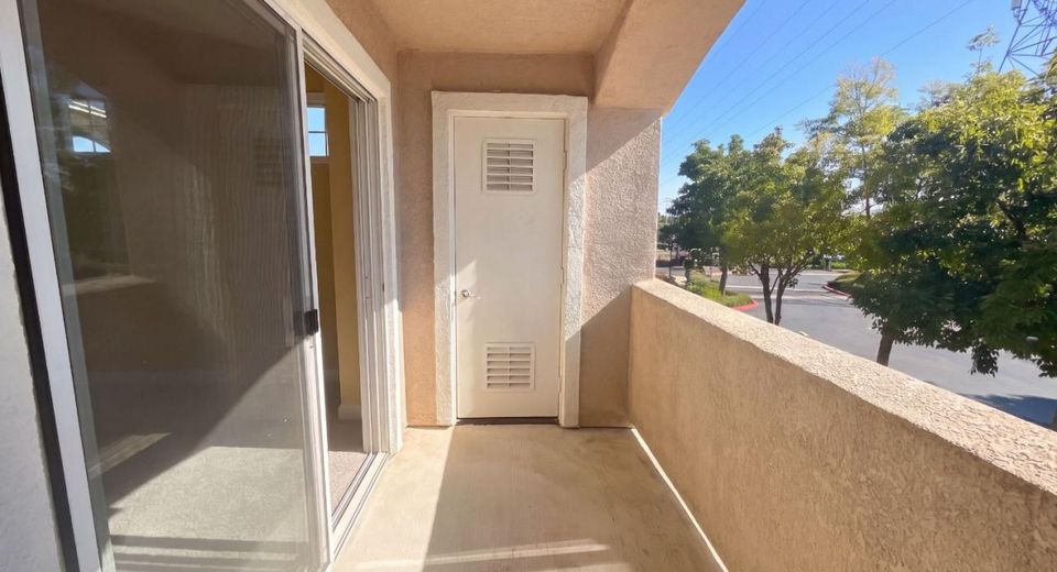 885 Halidon Way #1421, Unit 1421, Folsom, CA 95630 Photo