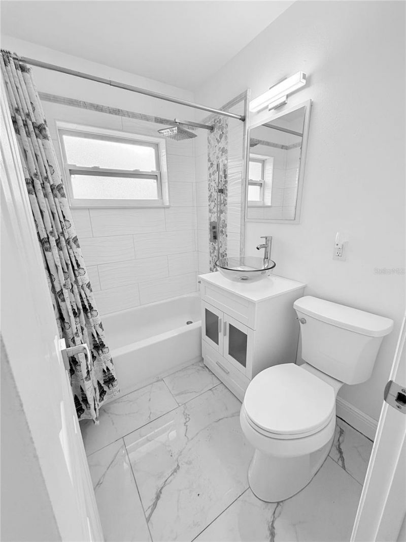 1557 Robinson Drive N, Saint Petersburg, FL 33710 Photo