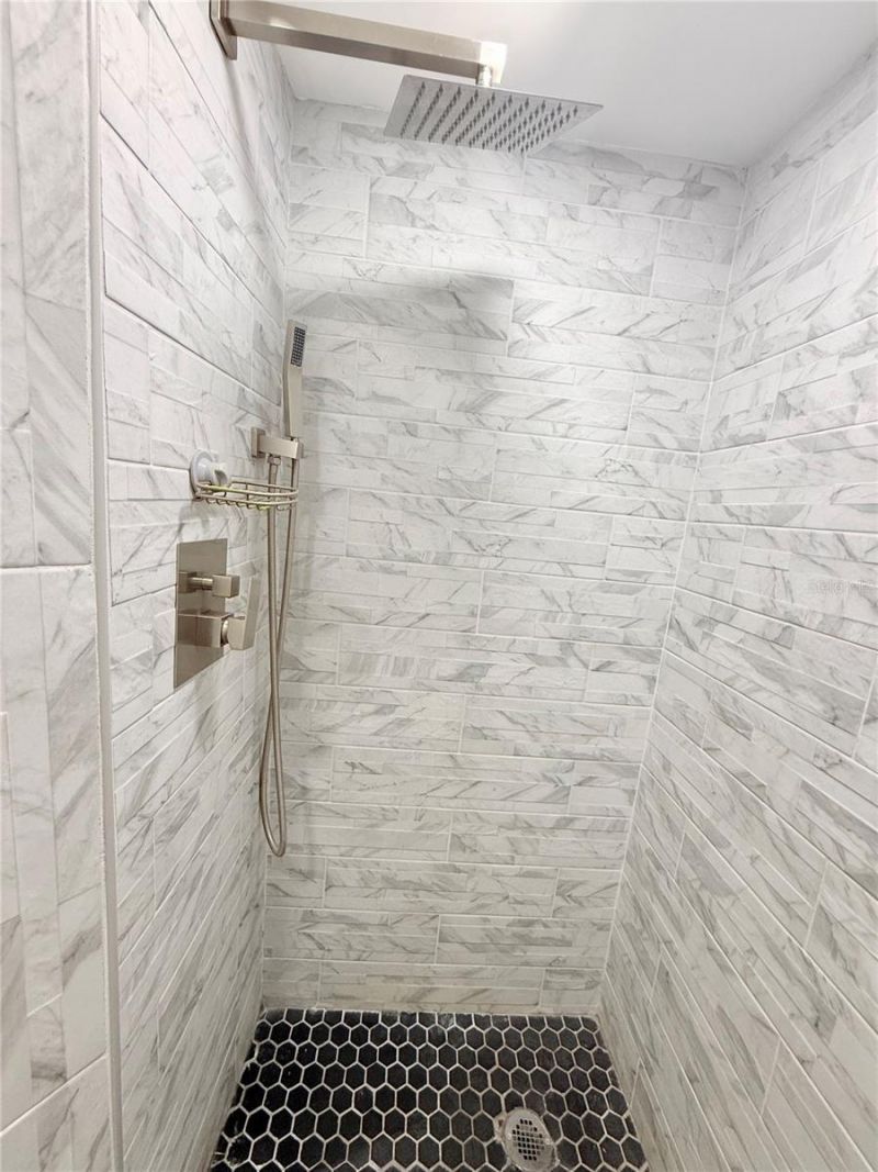 1557 Robinson Drive N, Saint Petersburg, FL 33710 Photo