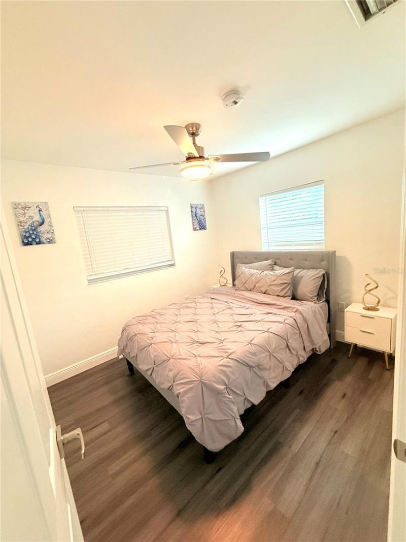 1557 Robinson Drive N, Saint Petersburg, FL 33710 Photo