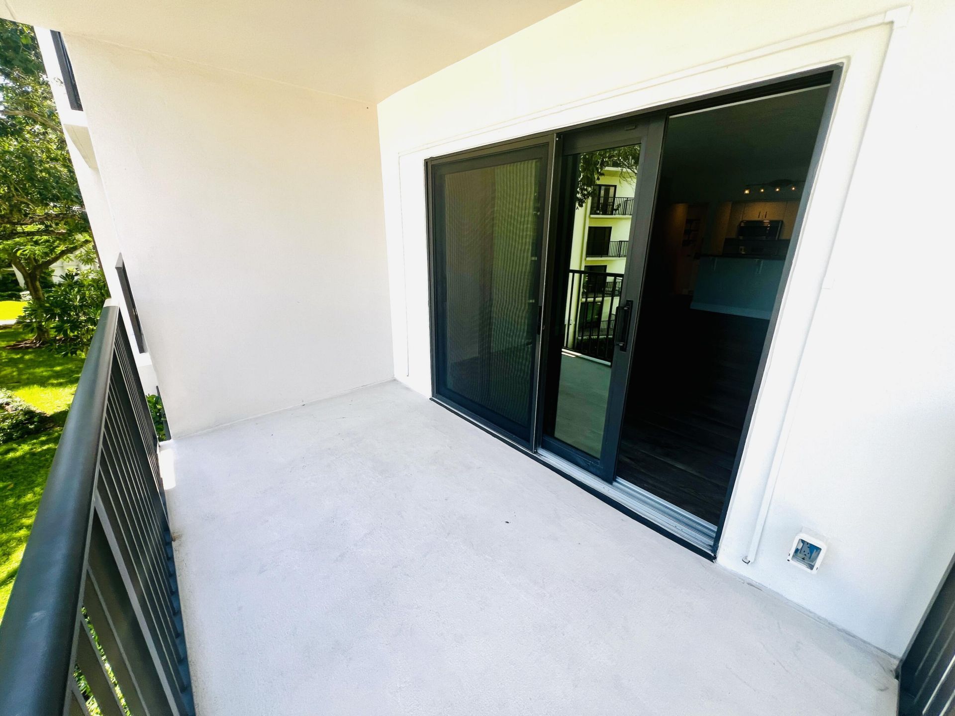 1000 River Reach Drive, Unit 320, Fort Lauderdale, FL 33315 Photo