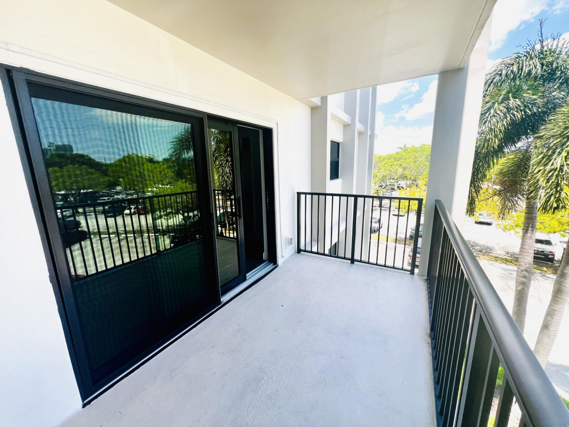 1000 River Reach Drive, Unit 320, Fort Lauderdale, FL 33315 Photo