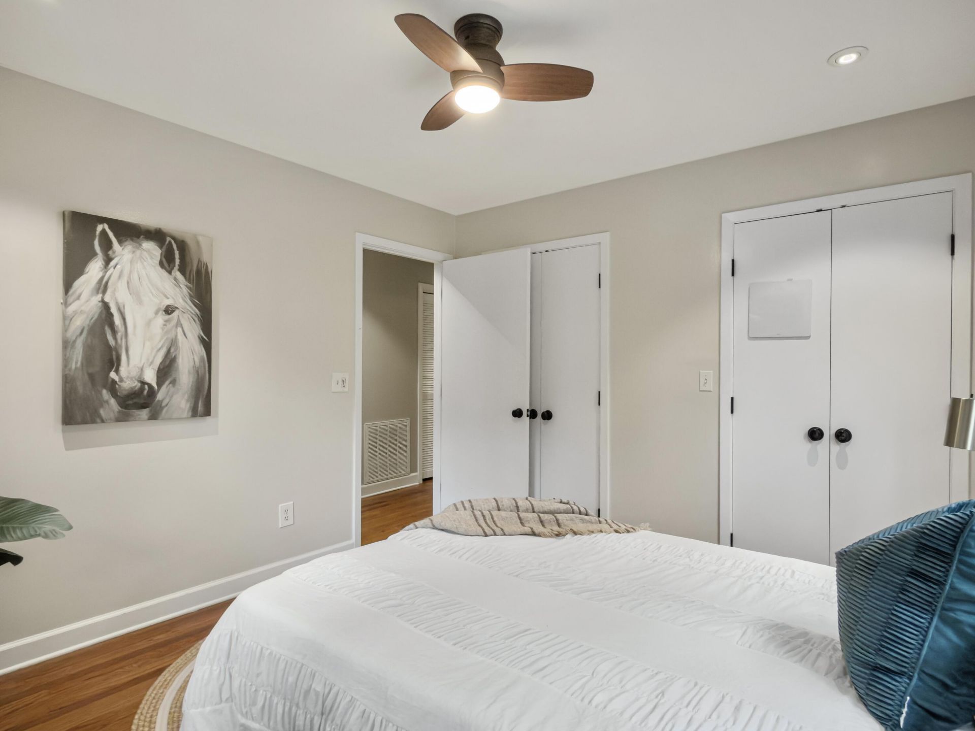 523 W Carolina Avenue Photo 18