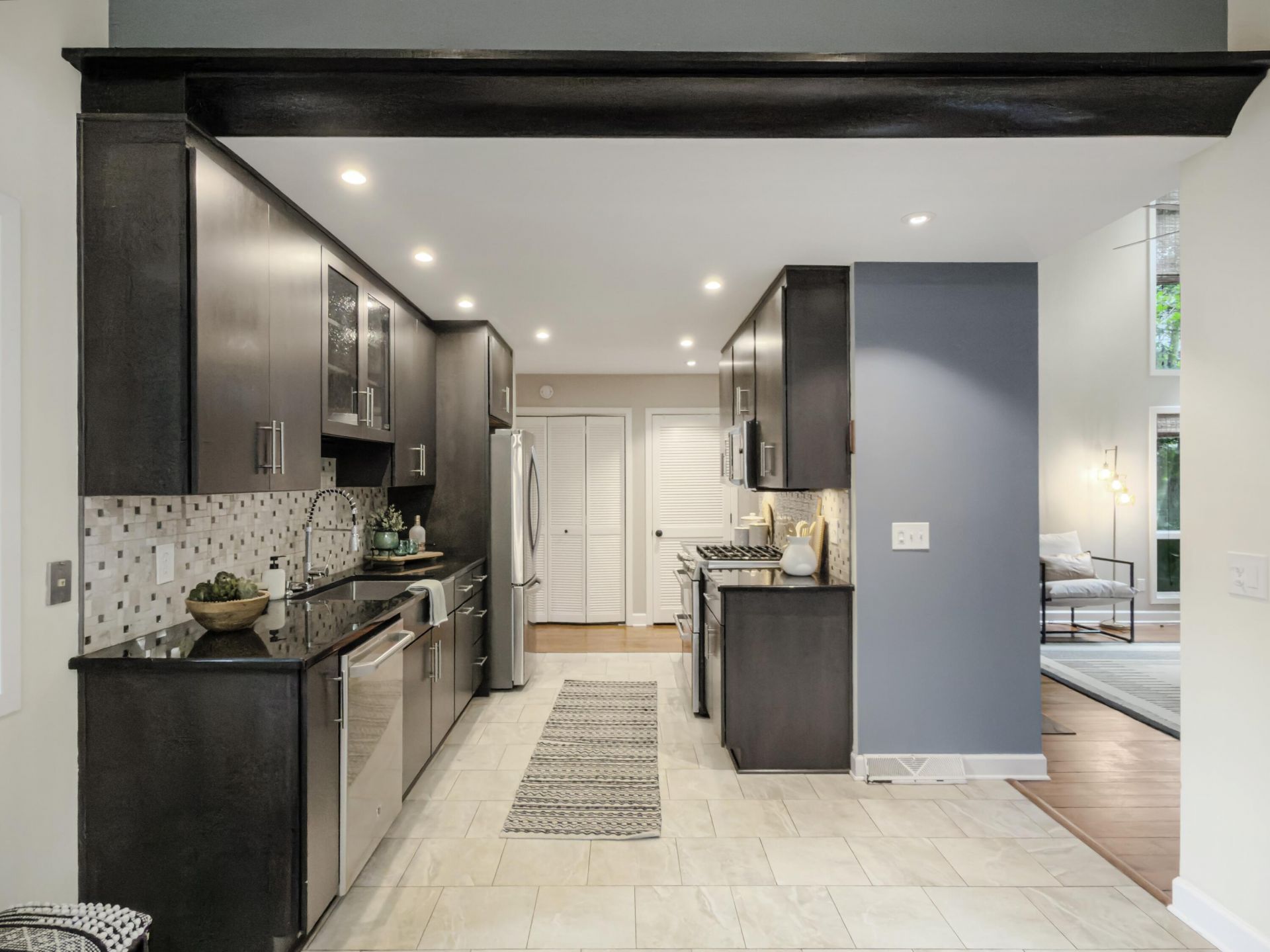 523 W Carolina Avenue Photo 48