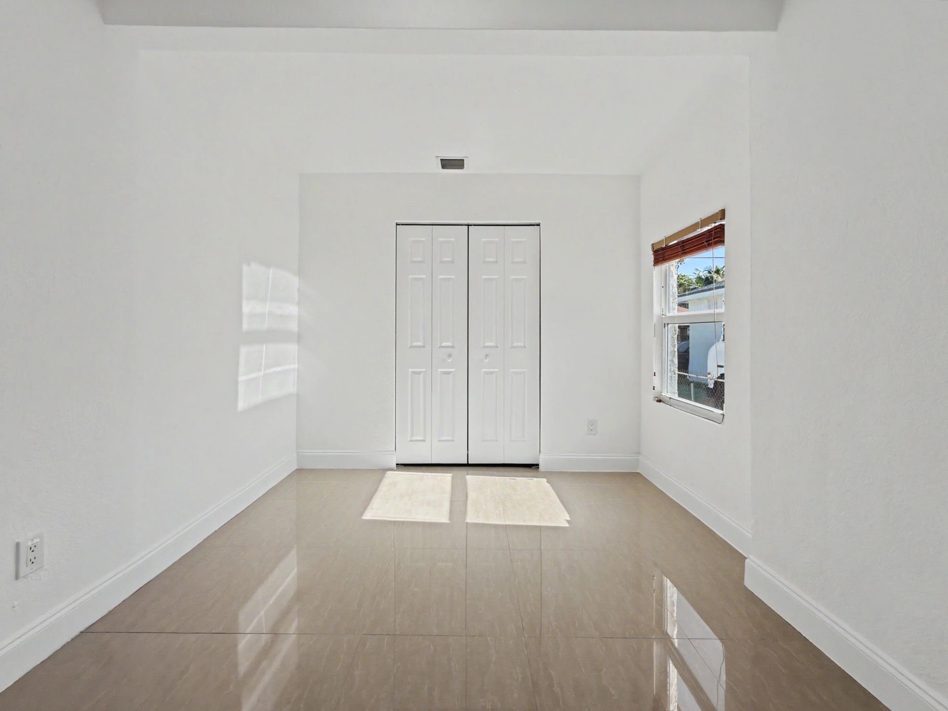 1880 NW 65th Street, Miami, FL 33147 Photo