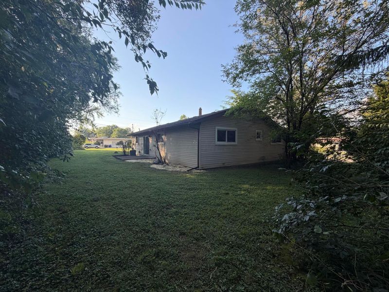 725 Lawson Drive, Westerville, OH 43081 Photo 10