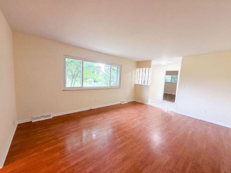725 Lawson Drive, Westerville, OH 43081 Photo 3