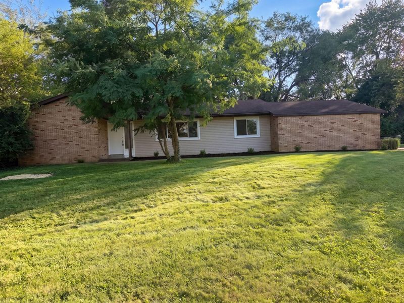 725 Lawson Drive, Westerville, OH 43081 Photo 7