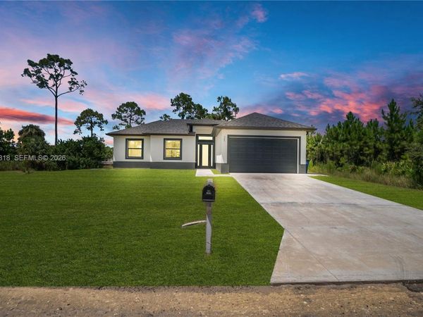 505 E 9th ST , Lehigh Acres, FL 33972