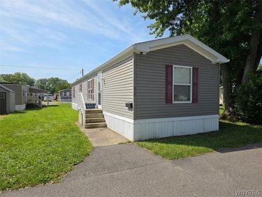 611 C Street, Niagara Falls, NY 14304