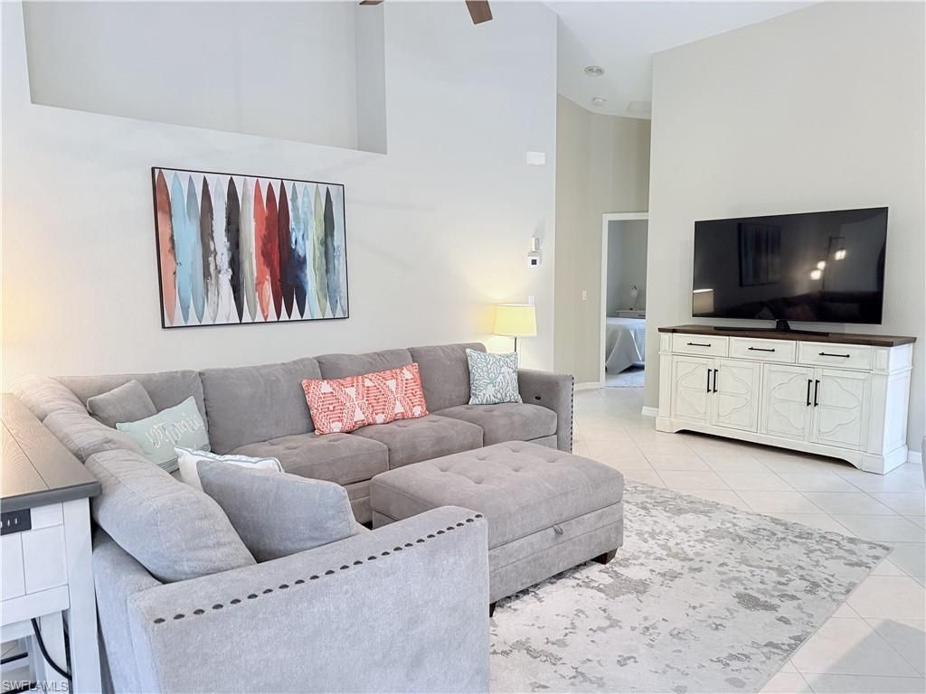 6345 Lexington Ct , Unit 201, Naples, FL 34110 Photo
