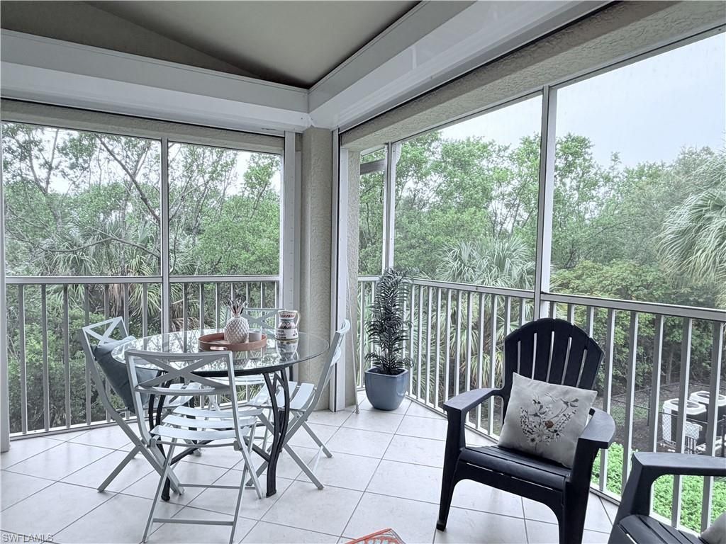 6345 Lexington Ct , Unit 201, Naples, FL 34110 Photo