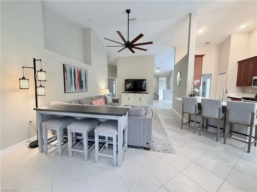 6345 Lexington Ct , Unit 201, Naples, FL 34110 Photo