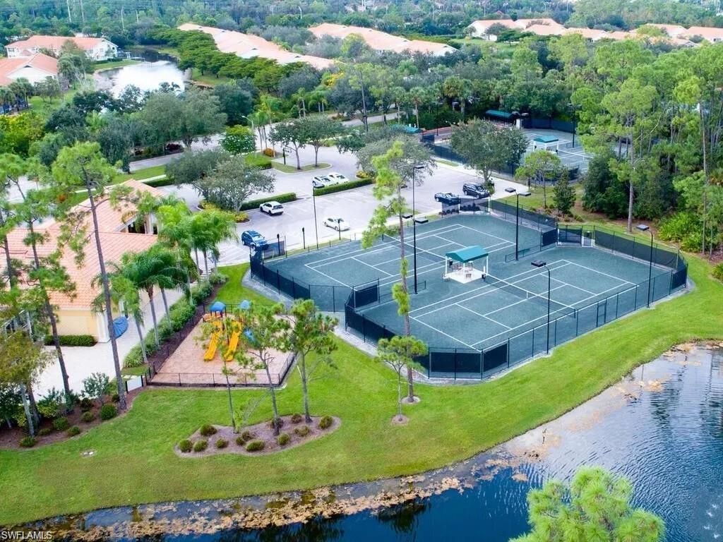 6345 Lexington Ct , Unit 201, Naples, FL 34110 Photo