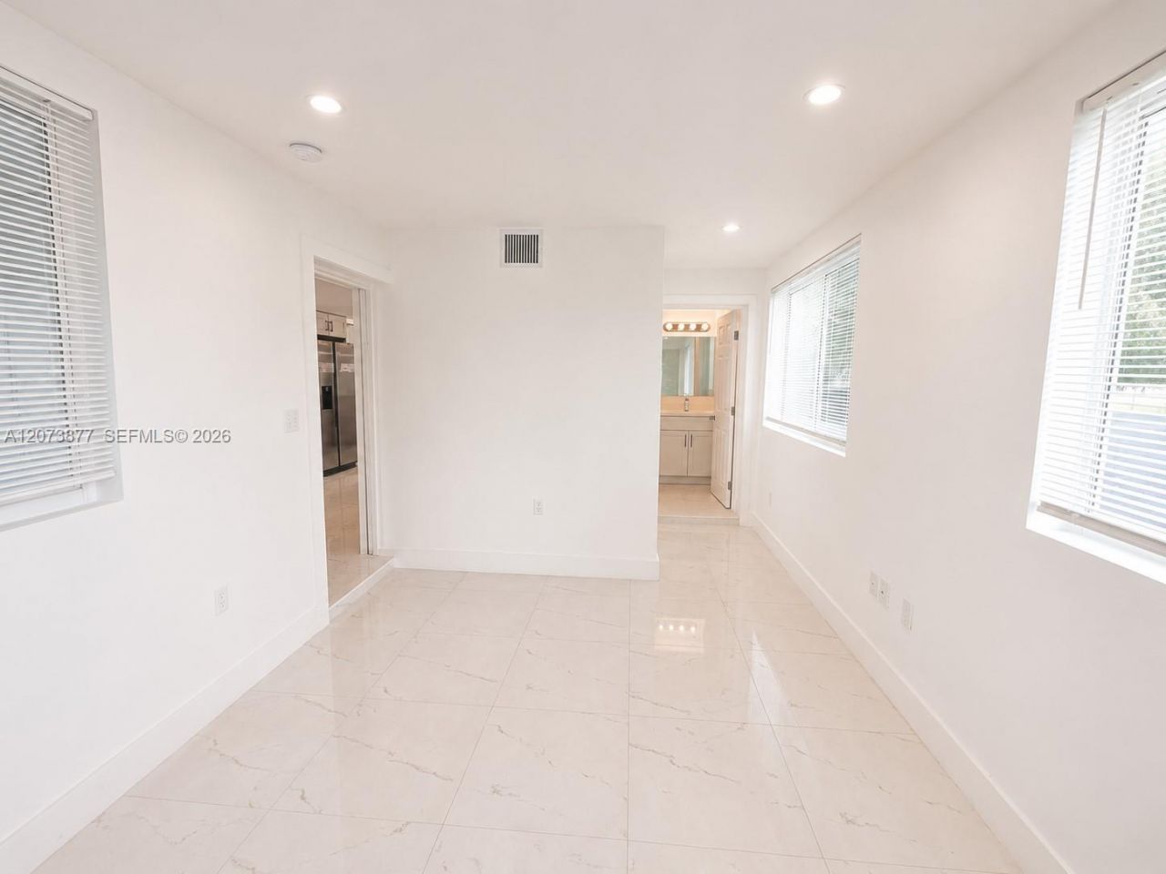 1800 NE 154th St , North Miami Beach, FL 33162 Photo