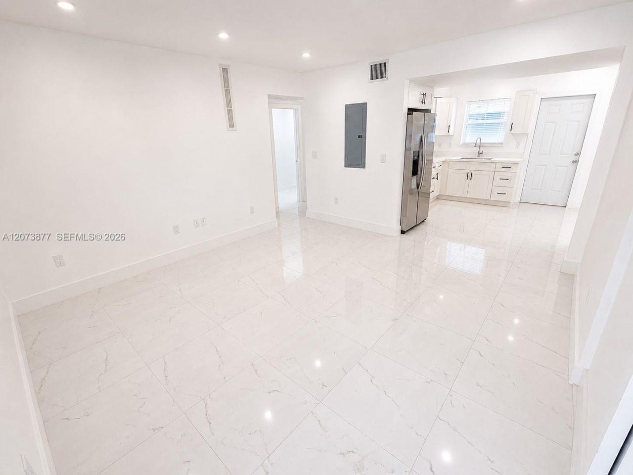 1800 NE 154th St , North Miami Beach, FL 33162 Photo