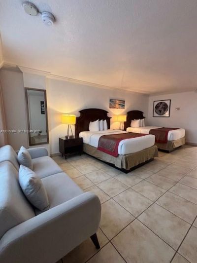 19201 Collins Ave, Unit 303, Sunny Isles Beach, FL 33160 Photo