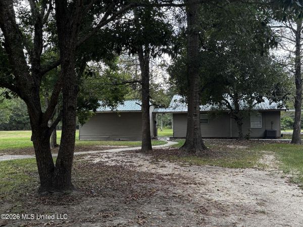 16403 Omar Boulevard, Biloxi, MS 39532