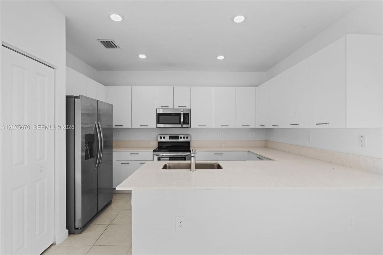 12428 NW 23rd Ct , Miami, FL 33167 Photo