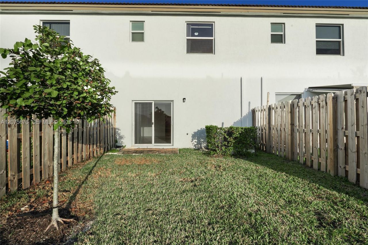 12428 NW 23rd Ct , Miami, FL 33167 Photo