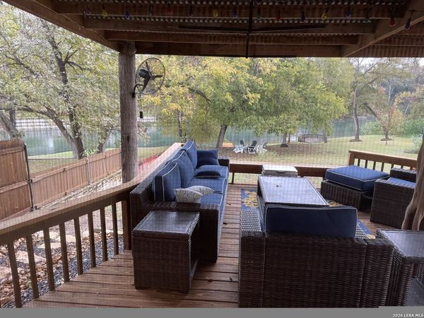 972 ALBERT ST, New Braunfels, TX 78130