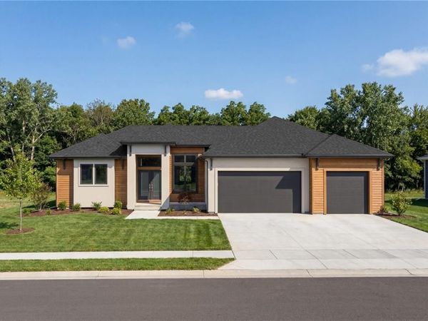 8523 N Booth Avenue, Kansas City, MO 64157