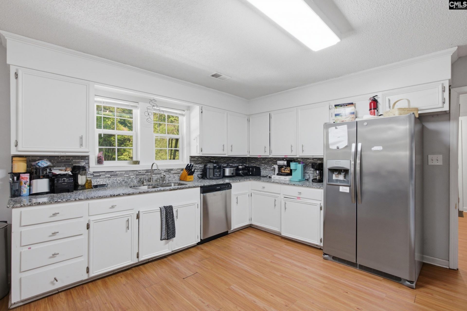 207 Dolly Street  Photo 13