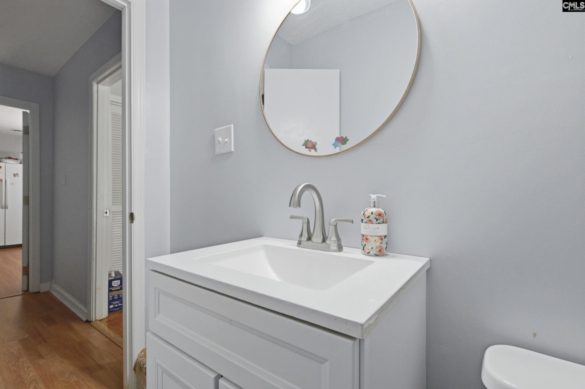 207 Dolly Street  Photo 16