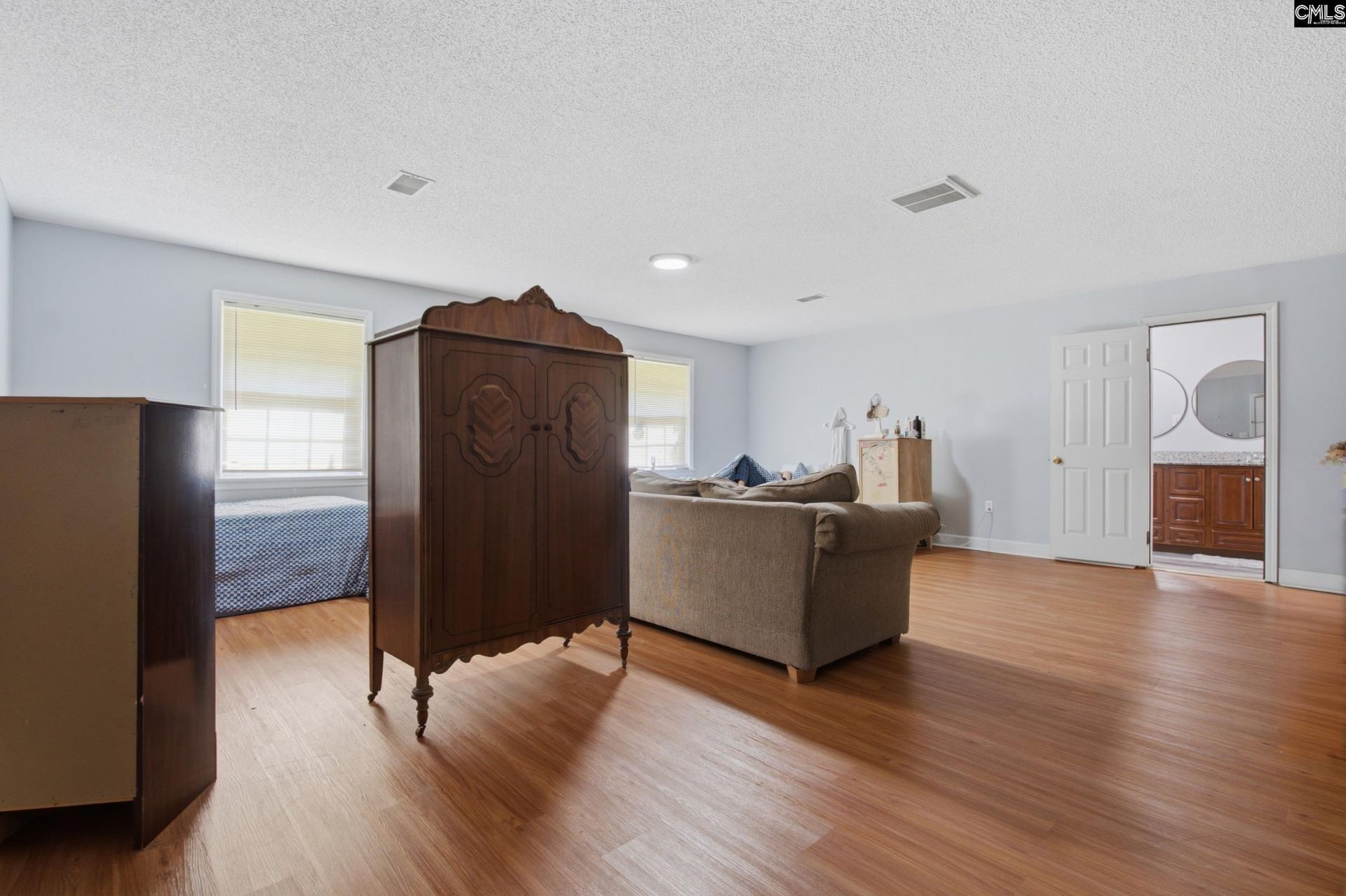 207 Dolly Street  Photo 21