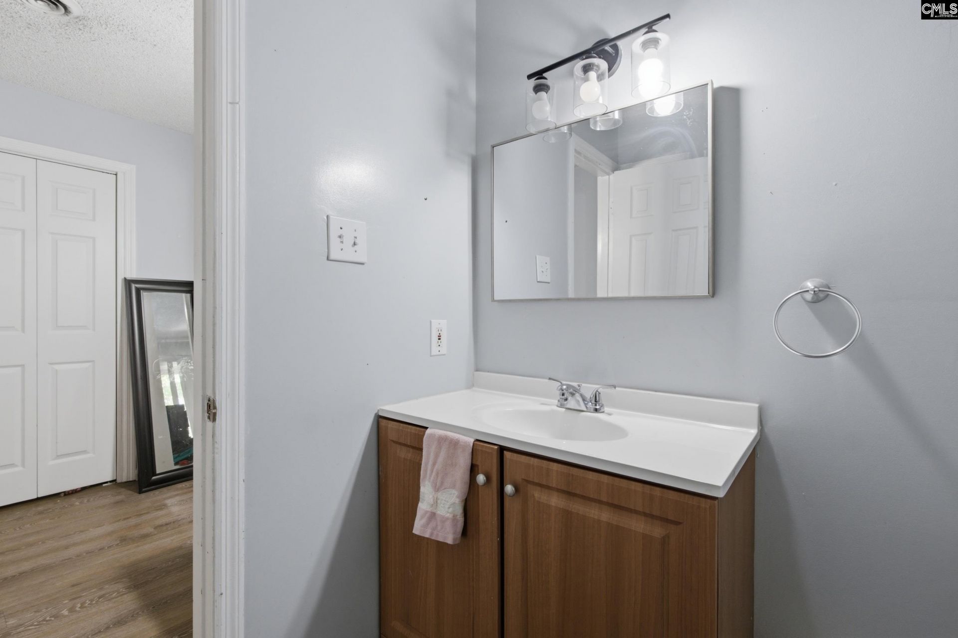 207 Dolly Street  Photo 36
