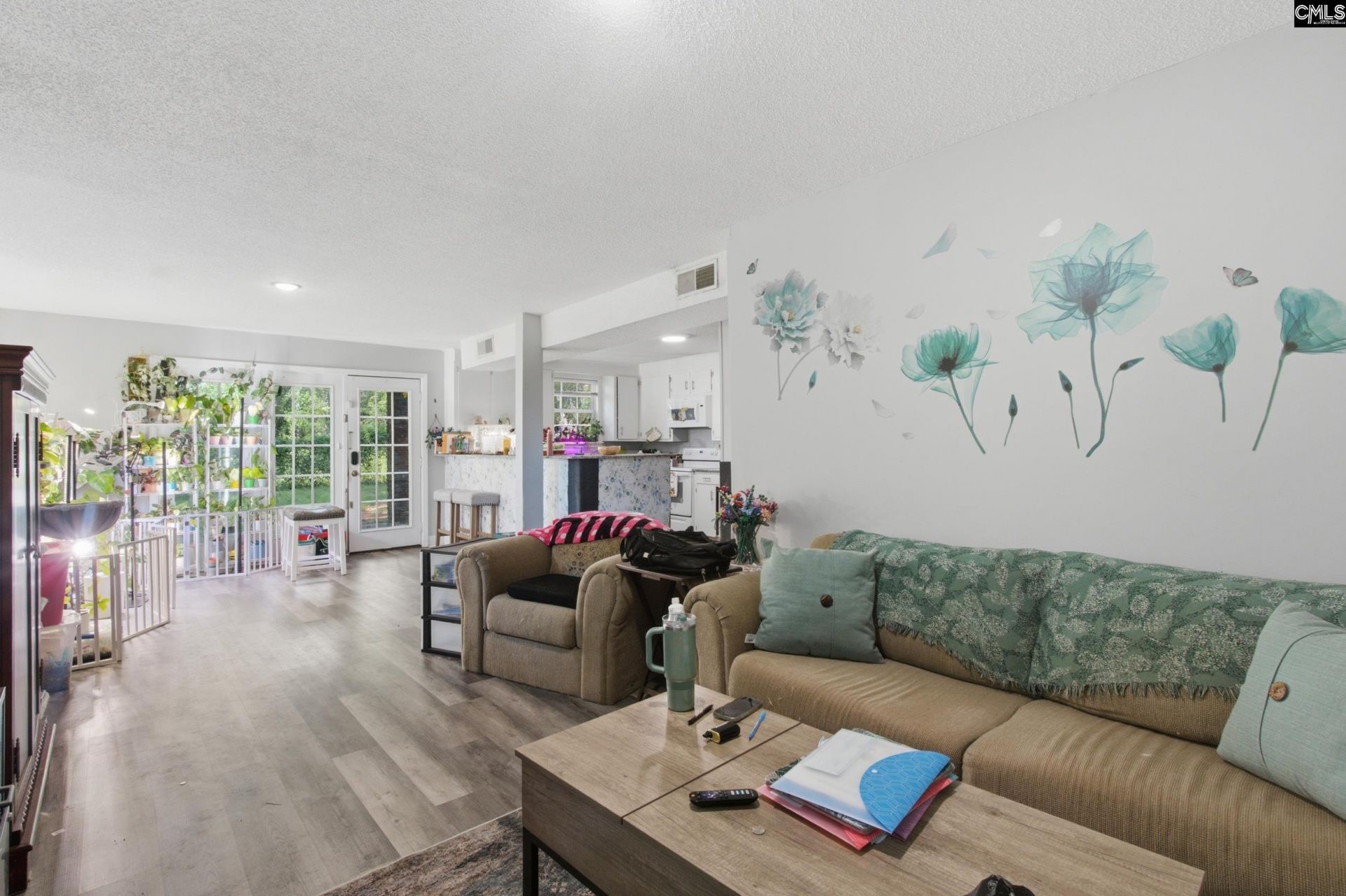 207 Dolly Street  Photo 40