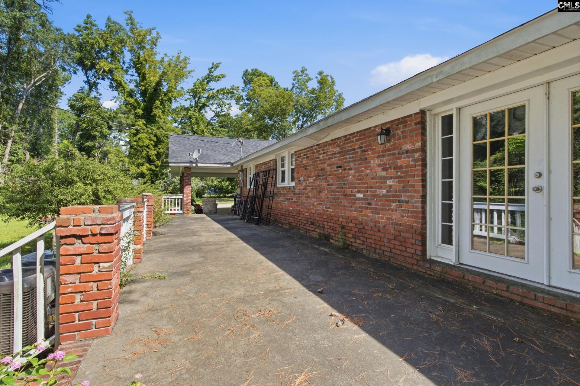 207 Dolly Street  Photo 51