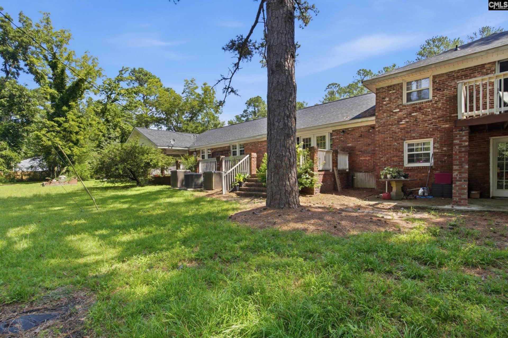 207 Dolly Street  Photo 52