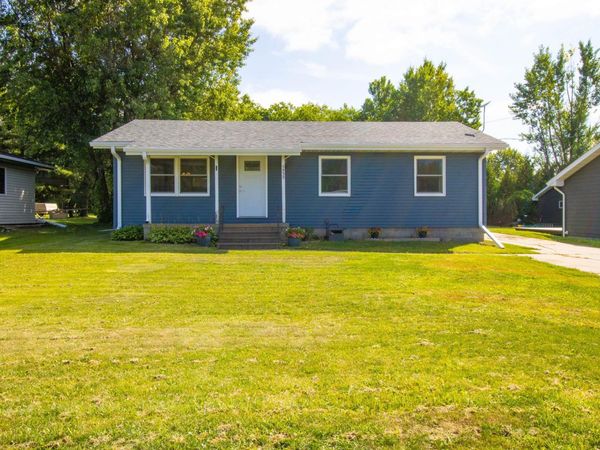 5432 Mineral Avenue, Mountain Iron, MN 55768