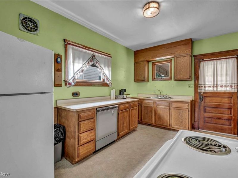 4417 Bucyrus Avenue, Old Brooklyn, OH 44109 Photo 12
