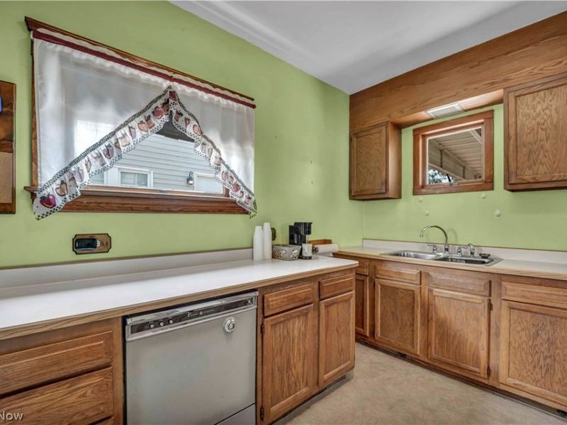 4417 Bucyrus Avenue, Old Brooklyn, OH 44109 Photo 13