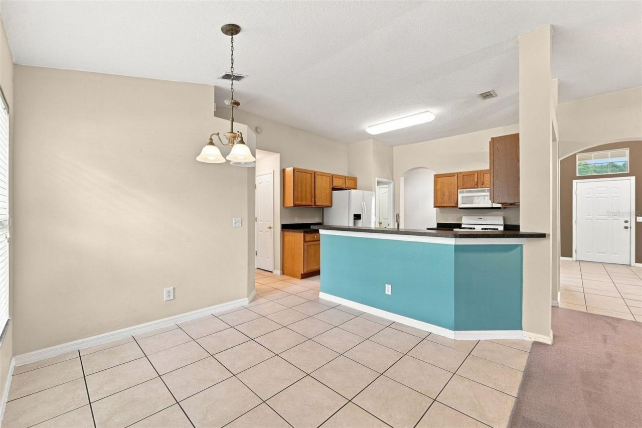 614 Red Mulberry Drive , Deltona, FL 32725 Photo