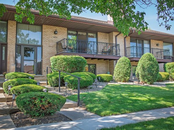 8252 Ashley Lane , Tinley Park, IL 60477