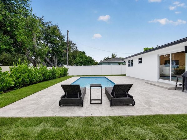2521 Jaeger Drive, Delray Beach, FL 33444