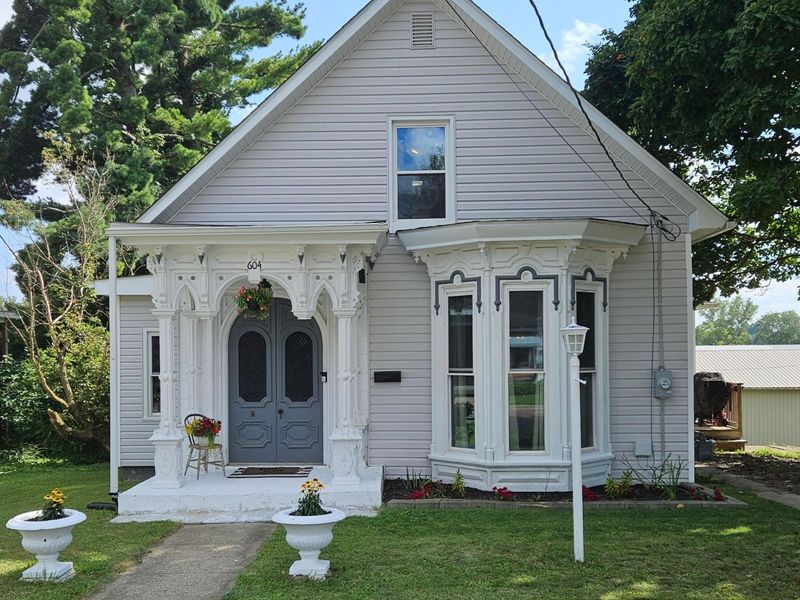 604 E Ohio Avenue , Mount Vernon, OH 43050 Photo 1