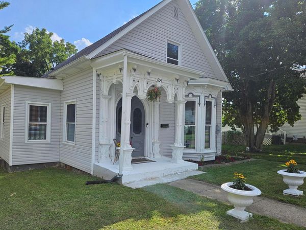 604 E Ohio Avenue , Mount Vernon, OH 43050