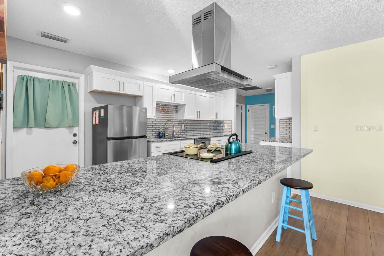 234 Amesbury Circle, Sun City Center, FL 33573 Photo