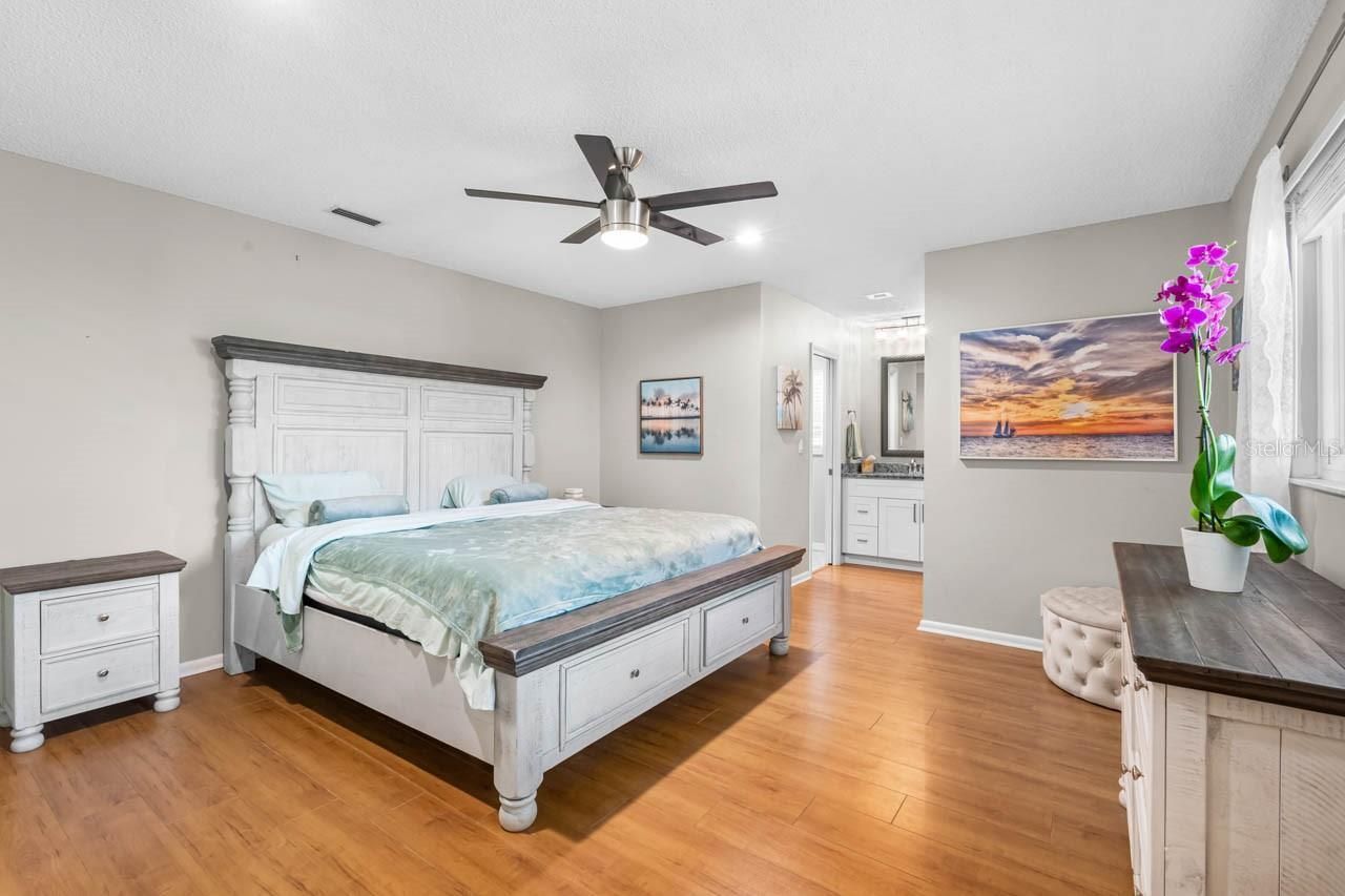 234 Amesbury Circle, Sun City Center, FL 33573 Photo