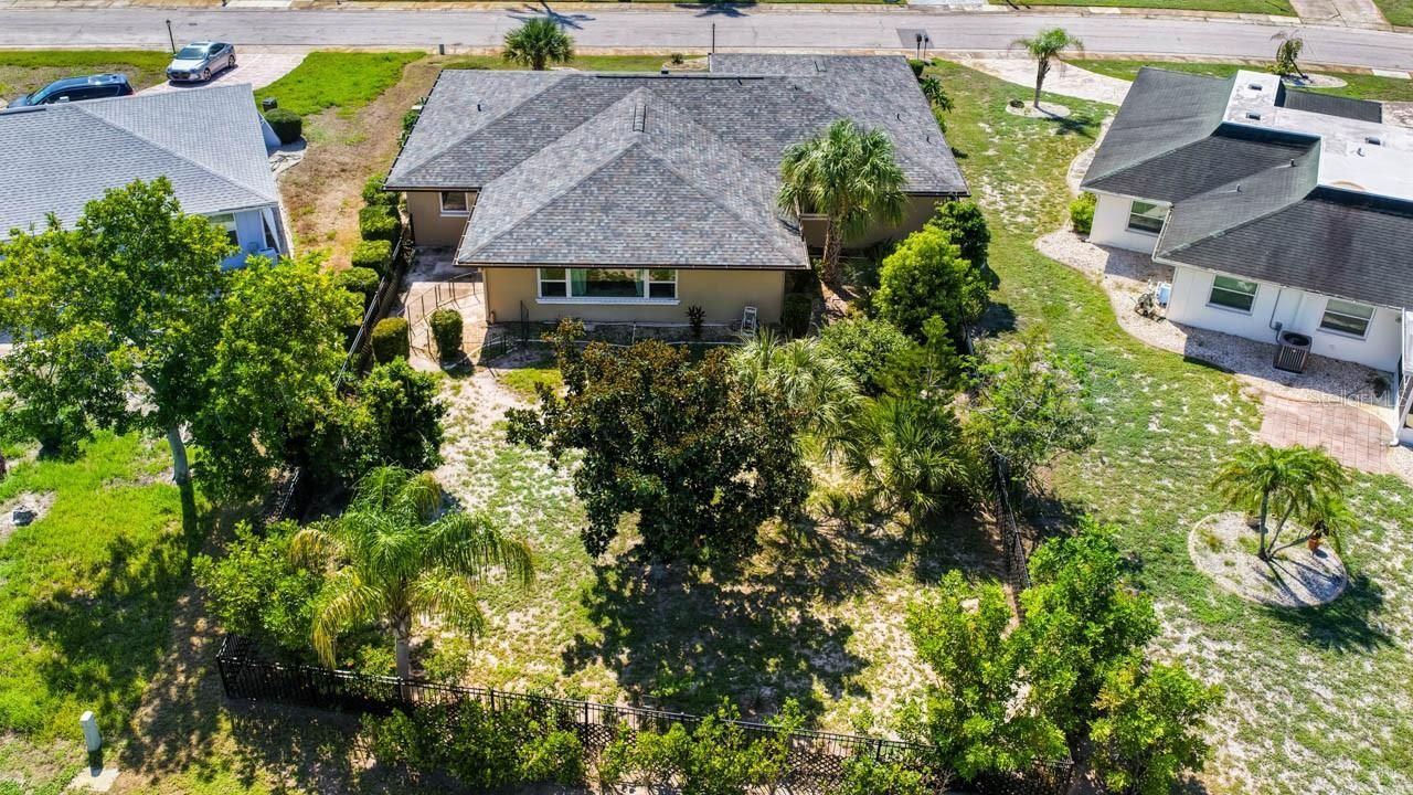 234 Amesbury Circle, Sun City Center, FL 33573 Photo