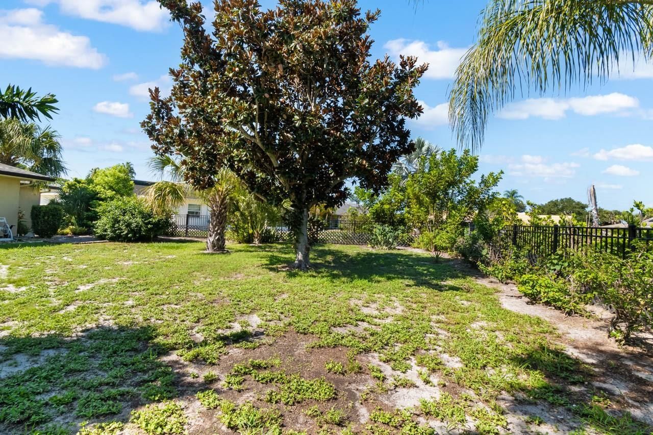 234 Amesbury Circle, Sun City Center, FL 33573 Photo
